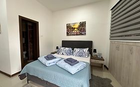 Studio Apartment In Old Town- With Parking