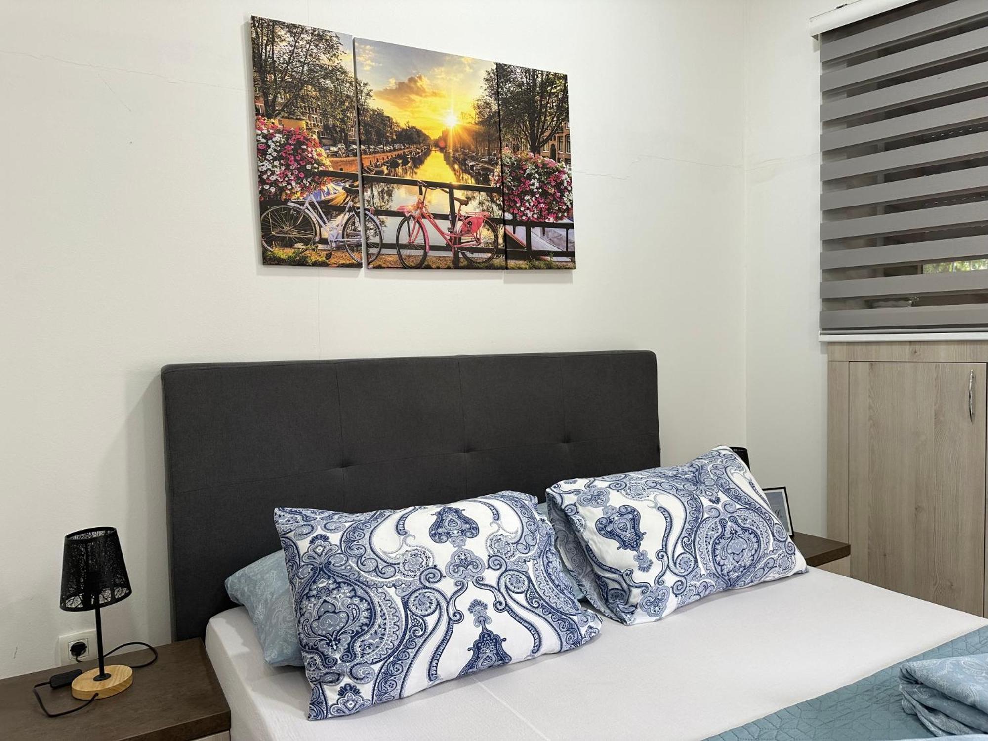 Studio Apartment In Old Town- With Parking Mostar Exterior photo
